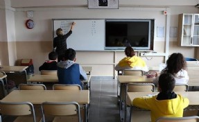 Yeni müfredata onay geldi, eğitimciler tepkili: ‘Meşruiyeti yoktur’