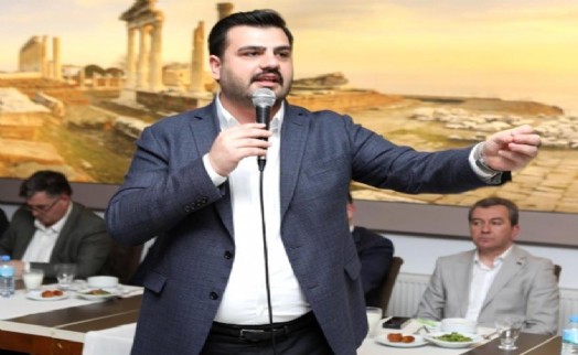 AK Partili İnan'dan Özel'e tebrik başkanlara tepki: Belediyelerde akraba kayırmacılığı