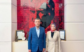 Özel'den 'Winner Ceket' açıklaması: 'Bir kere de biz giyelim ne olacak?
