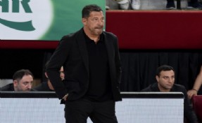 Pınar Karşıyaka'nın Anadolu Efes kabusu