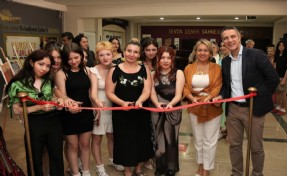 Yedi öğrenciden 'Yedili Yansıma' sergisi