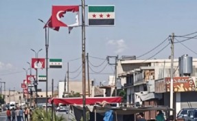 Türk düşmanlığı camilere sıçradı