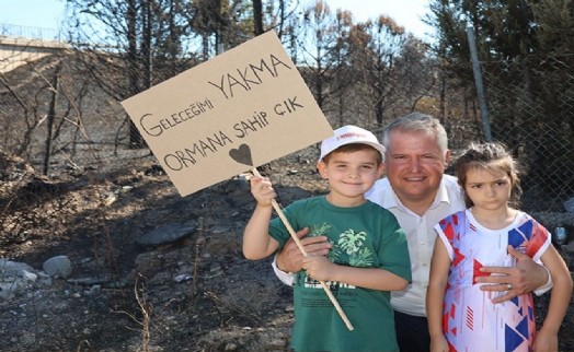Urla'da anlamlı etkinlik: 'Ormanı temizle yangına dur de'