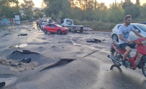 Bodrum'da ana su isale hattı patladı; sürücüler güçlükle ilerledi