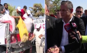 Fıstık mitingi öncesi çiftçilerden protesto: Çuvallarca fıstığı yola döktüler