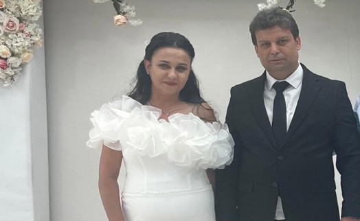 20 günlük eşini öldürüp, intihar etti