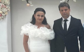 20 günlük eşini öldürüp, intihar etti