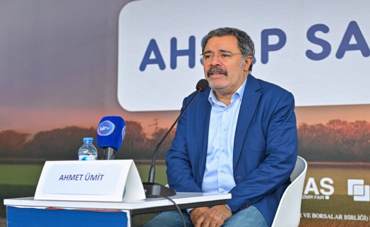 Ahmet Ümit İZKİTAP’ta yeni romanından ipuçları verdi