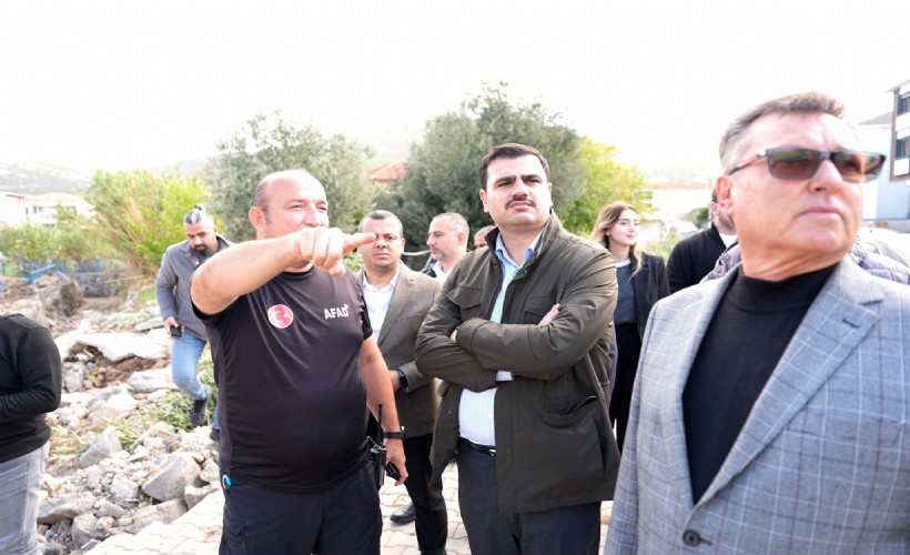 AK Parti’li İnan, Foça’da selden etkilenen bölgelerde incelemelerde bulundu