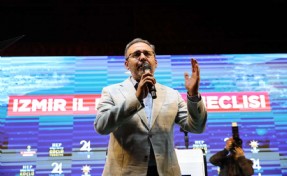AK Partili Kasapoğlu'ndan CHP'li Büyükşehir Belediyesi'ne eleştiri: İzmir'in hali ortada!