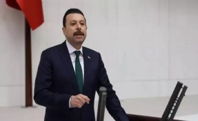 AK Partili Kaya'dan CHP Lideri Özel'e sert 'sus payı' yanıtı: 'Önce partisini sonra İzmir’i ikna etmeli'