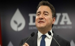 Ali Babacan: En düşük emekli maaşı 2 çeyrek altın etmiyor!