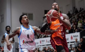 Aliağa Petkimspor evinde Galatasaray’a mağlup oldu