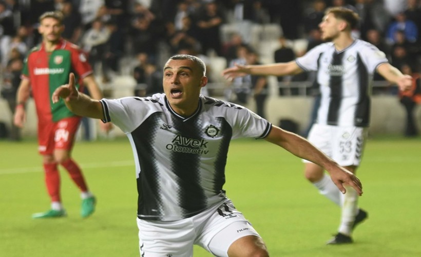 Altay'da Murat Uluç özür diledi