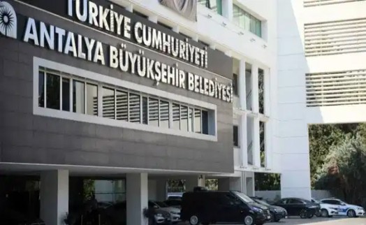 Antalya Büyükşehir Belediyesi’ne yeni dalga operasyon: 6 gözaltı!