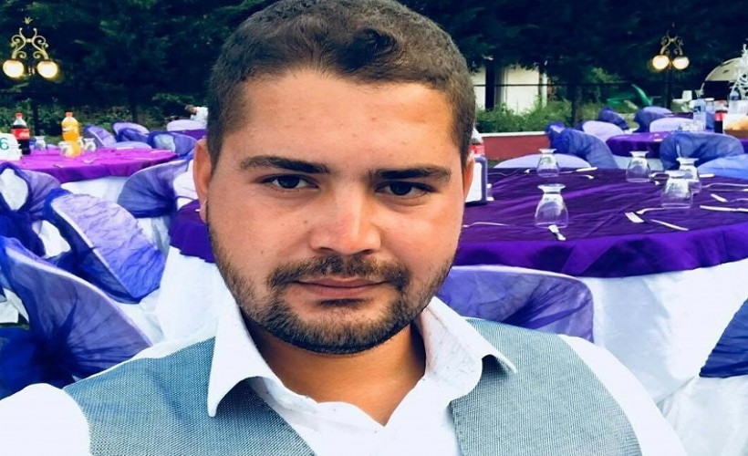 Araç içerisinde hareketsiz bulundu; hastanede yaşamını yitirdi