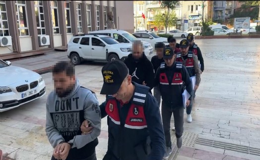 Aydın'da yakalanan 5 DEAŞ şüphelisi serbest bırakıldı