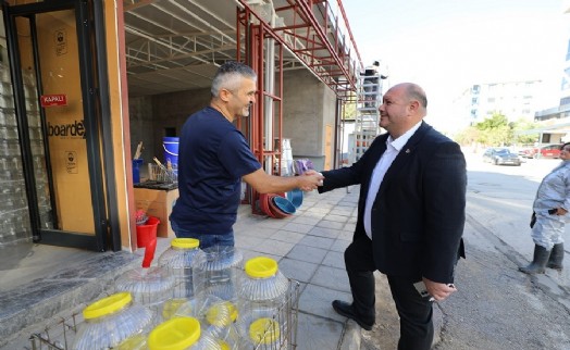 Başkan Çiçek’ten esnaf ziyareti