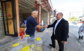 Başkan Çiçek’ten esnaf ziyareti