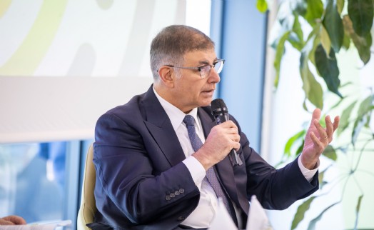 Başkan Tugay: İklimle mücadeleye herkes destek vermeli