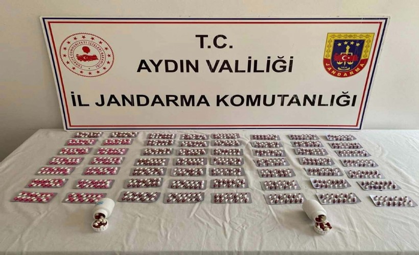 Bavulunda 898 sentetik hap ele geçirilen şüpheliye gözaltı