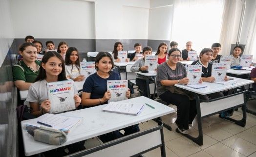 Bornova BELGEM ile eğitime ışık tutuyor