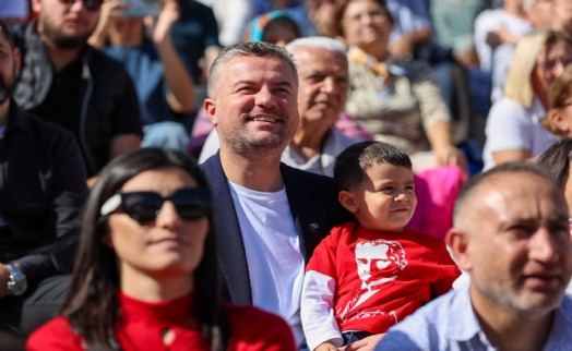 Buca’da 29 Ekim coşkusu başladı