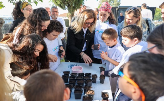Buca’nın Tarım Okulu otizmli çocukları ağırladı