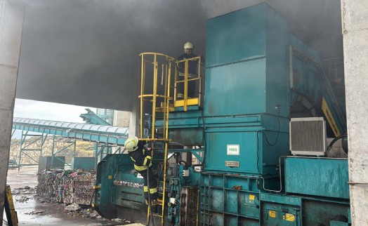 Büyükşehir'in katı atık tesisinde patlama: 3 yaralı