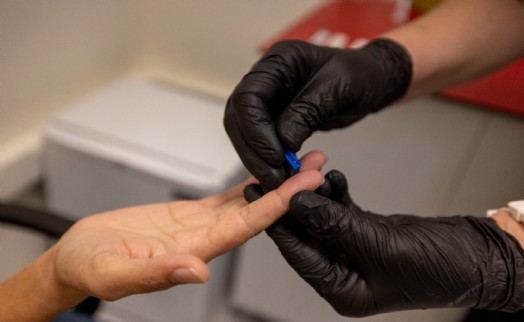Büyükşehir’den kimliksiz ve ücretsiz test hizmeti!