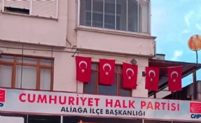 CHP Aliağa ilçe yönetiminde 2 istifa