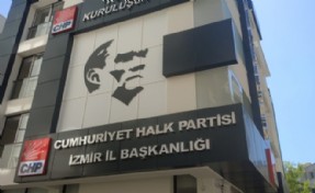 CHP İzmir'de flaş gelişme! İlçe başkanı görevden alındı