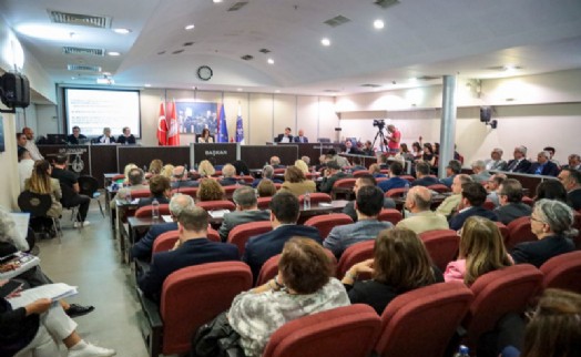 CHP Karşıyaka’da çıkan tartışma sonrası ilçe başkanlığından ‘disiplin’ hamlesi
