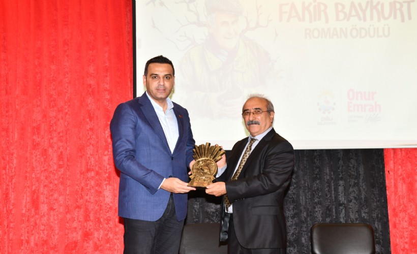 Çiğli’de Fakir Baykurt  Roman Yarışması’nda kazanan belli oldu!
