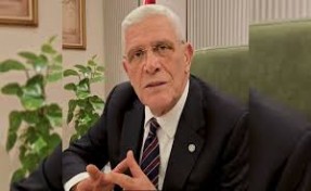 Dervişoğlu gençlere seslendi: 'Biraz zorlamanızı istiyorum'