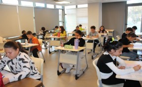 Efes Selçuk Belediyesi'nden öğrencilere destek!