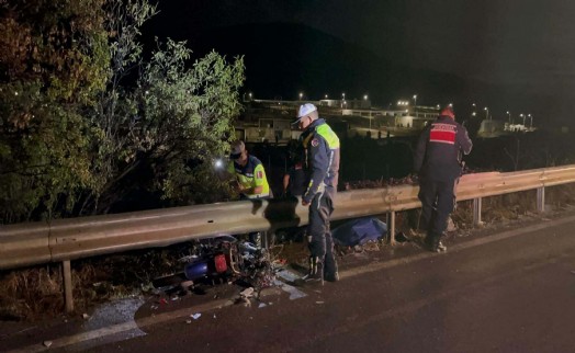 2 kişinin öldüğü kazada kamyonet sürücüsü tutuklandı