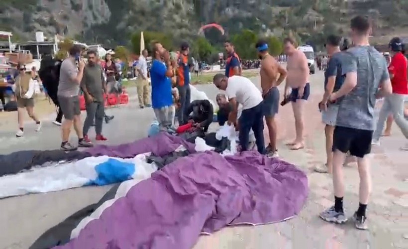 Fethiye'de yamaç paraşütleri havada çarpıştı: 3 yaralı