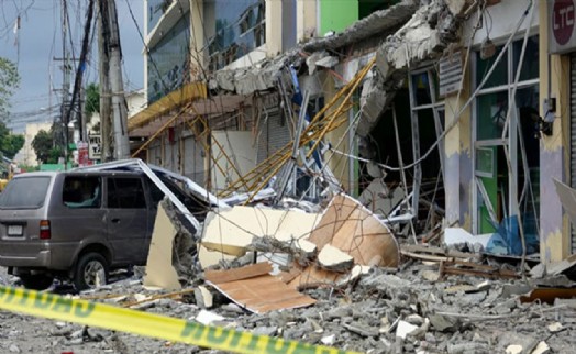 Filipinler'de 24 saat içinde 2. büyük deprem: Tsunami uyarısı yapıldı