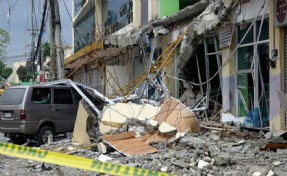 Filipinler'de 24 saat içinde 2. büyük deprem: Tsunami uyarısı yapıldı