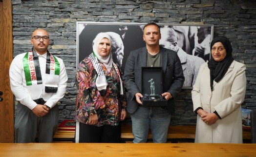 Filistin'den Bornova'ya dostluk ziyareti