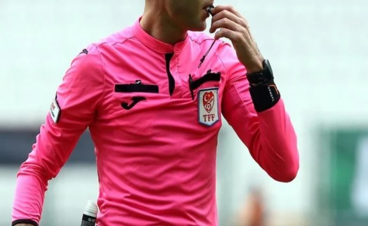 Galatasaray- Trabzonspor ve Beşiktaş-Fenerbahçe derbilerinin hakemleri belli oldu