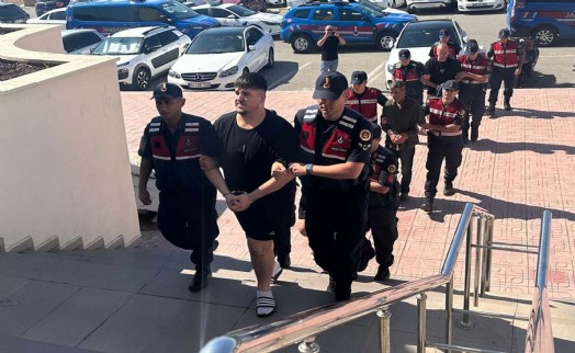 İstanbul'da iş yeri kurşunlayan şüpheliler, Bodrum'da yakalandı; 5 tutuklama