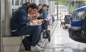 İzmir’de anne eli lezzetinde ücretsiz yemek