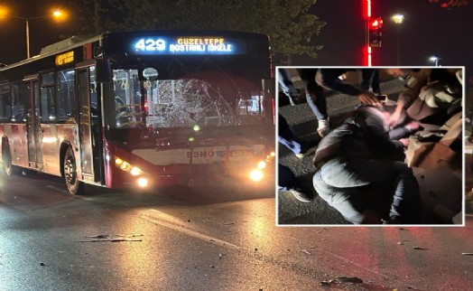 İzmir’de belediye otobüsü motokuryeye çarptı: Metrelerce sürüklendi!