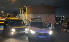 İzmir’de hırsızlıktan aranan firari uyuşturucu operasyonunda yakalandı