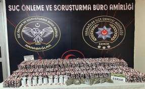 İzmir’de uyuşturucuya 2 gözaltı