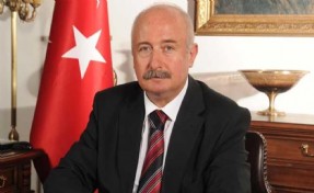 İzmir’in eski Valisi Alaaddin Yüksel hayatını kaybetti