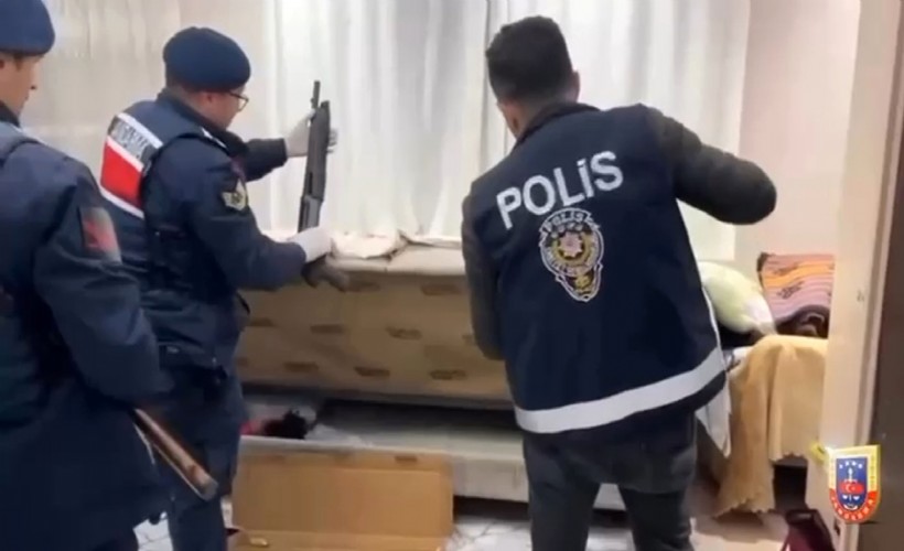 Jandarma o düğünde ateş açan 42 kişiye işlem yaptı