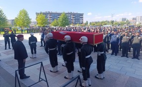 KKTC'de vefat eden teğmen, Afyonkarahisar'da toprağa verildi